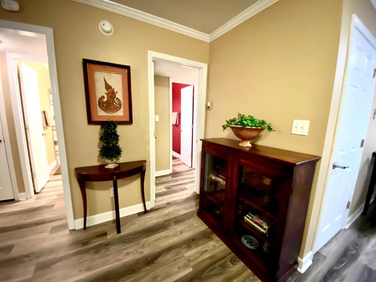 رالي Trendy 2Bed 2 Bath Villa In The Village With King Bed المظهر الخارجي الصورة